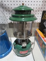 VINTAGE METAL COLEMAN KEROSENE HEATER