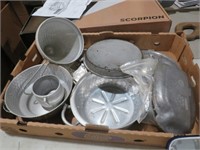 BOX OF COOKINGWARE