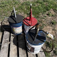 3 Gear Oil Pumps & Buckets