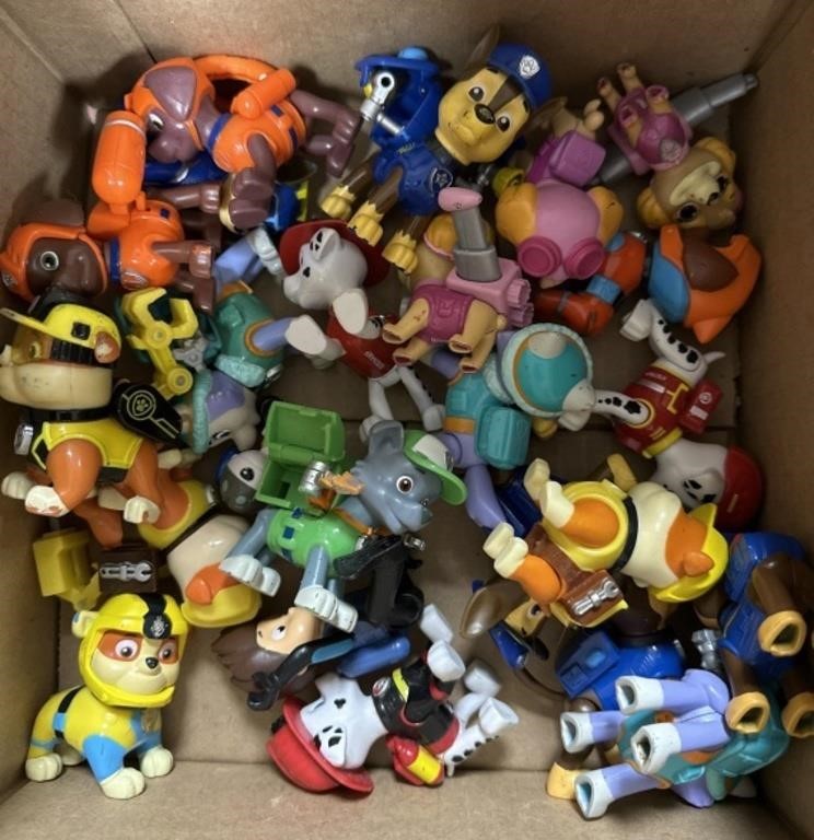 Miscellaneous lot of Paw Patrol toys