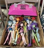 Misc. lot of Monster High dolls and accessories