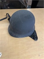 Medium helmet