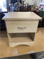 1 drawer stand