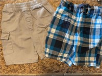 Boys Shorts - Size 4$ - 2 Pair