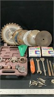 Saw blades, woodworkers sanding kit, various