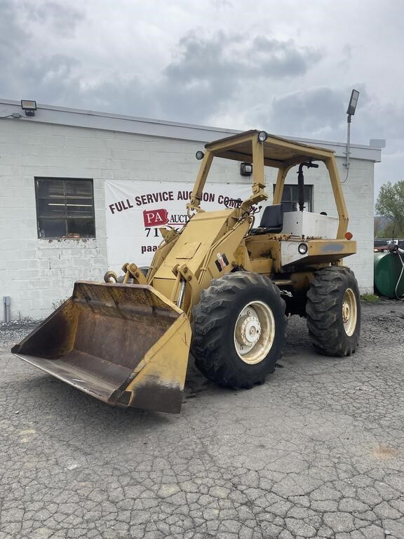 International 13850D 4X4 Wheel Loader