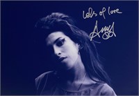 Autograph Amy Winehouse Photo