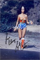 Autograph Signed 
Wonder Woman Photo