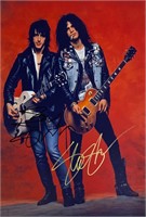 Autograph Signed 
Guns N Roses Photo