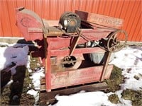 Antique grain cleaner "The Clipper" manufactured