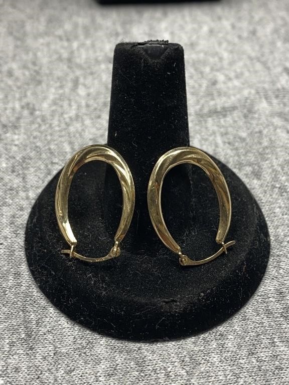 14k Gold Ladies Earrings
