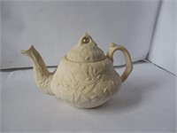 Teapot 5" x 8"  M.M.A B
