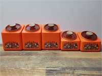 5 pc Rubber Maid Orange Canister Set