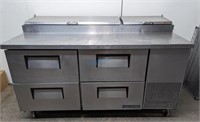 TRUE REFRIGERATED PIZZA PREP TABLE, TPP-67D-4