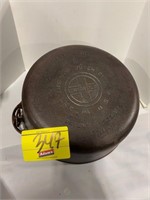 GRISWOLD #8 MARKED CAST IRON DUTCH OVEN - NO LID