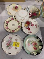 GROUP OF ROSE THEMED CHINA