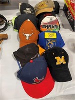 GROUP OF SPORTS THEMED MEN'S HATS
