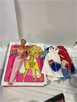1980 GOLDEN DREAM BARBIE W/ CASE & CLOTHES OF ALL