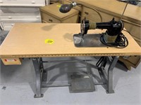 WILLCOX & GIBBS SEWING MACHINE W/ SEWING TABLE