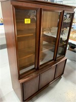 63" TALL WOODEN & GLASS DOOR DISPLAY HUTCH - DOES