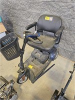 UNTESTED SCOOTER. NEEDS BATTERIES