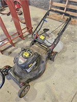 CRAFTSMAN SELF PROPELLED PUSH MOWER WITH 22" CUT