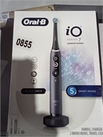 Oral B Tooth Brush Io Series 7