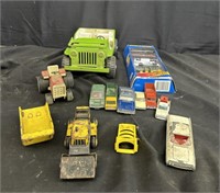 Box lot of Vintage Toy Cars With Ocean Blaster