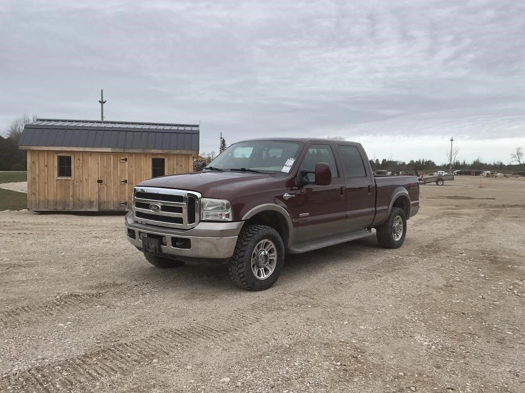 2006 Ford F350 King Ranch Truck