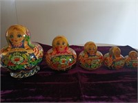 Wooden Nesting Doll Set