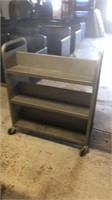 Heavy duty metal cart w shelves
