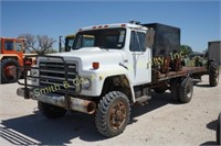 1984 INTERNATIONAL HARVESTER S1800 4X4