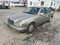 1997 Mercedes Benz E300 Diesel Car