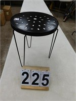 Plant Stand 15"T X 12" Round