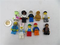 10 figurines LEGO