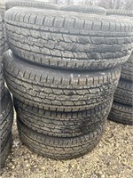 Set of 4 General grabber HTS tires 225/75R16