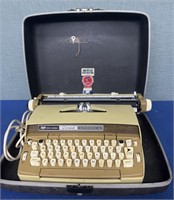 Vintage Smith Corona Typewriter non tested