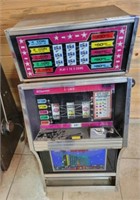 Seeburg 5-Liner, 25-Cent Slot Machine