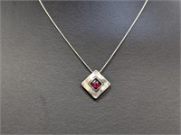 16" .925 Sterling Chain w/Pink Stone Pendant
