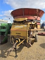 Hay buster H-1000 Tub Grinder 1000PTO