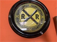 RR GLOWING CLOCK