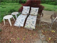 Outdoor Chair and Table Lot