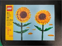 LEGO sunflowers brand new sealed