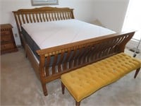 Oak King Size Sleigh Style Bed