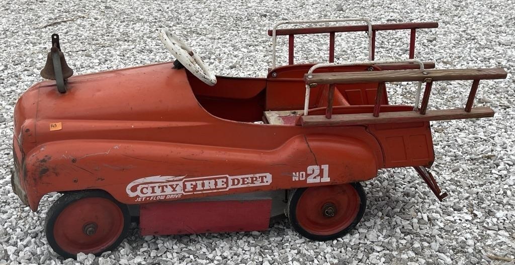 Vintage Murray Dip Side Fire Truck Pedal Car