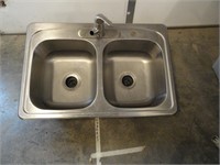 Stainless steel sink 33 by 22