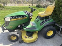 John Deere D130 riding lawnmower