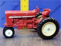 Vintage Ertl Die Cast International Tractor