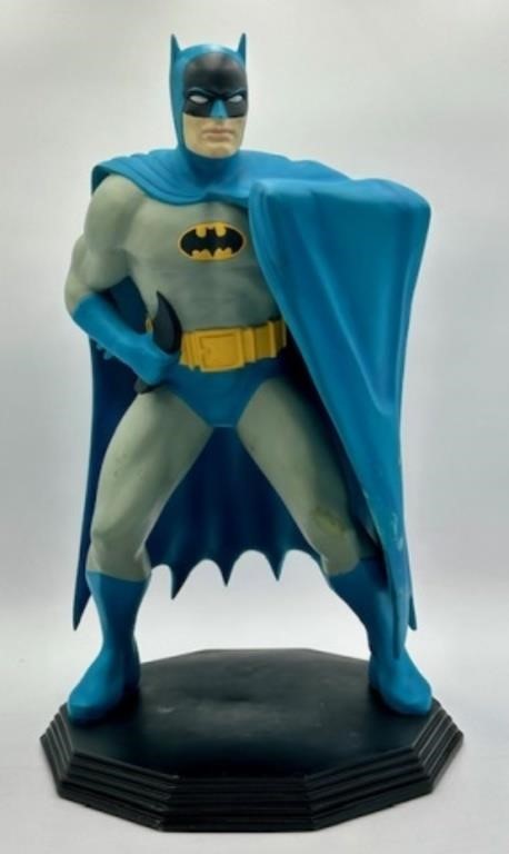 Rare 1999 Warner Brothers Batman Statue
