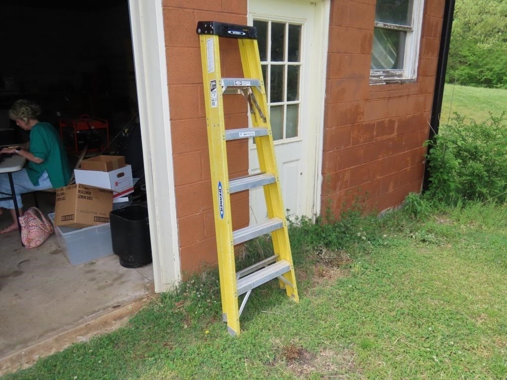 Warner Fiberglass 6' Ladder
